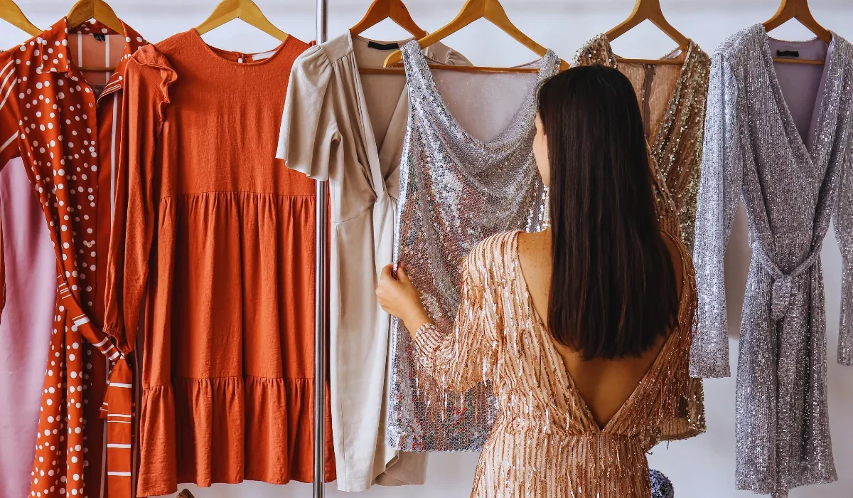 What to Wear on NYE 2025 Style Tips That Work Whether You’re Going Out or Staying In